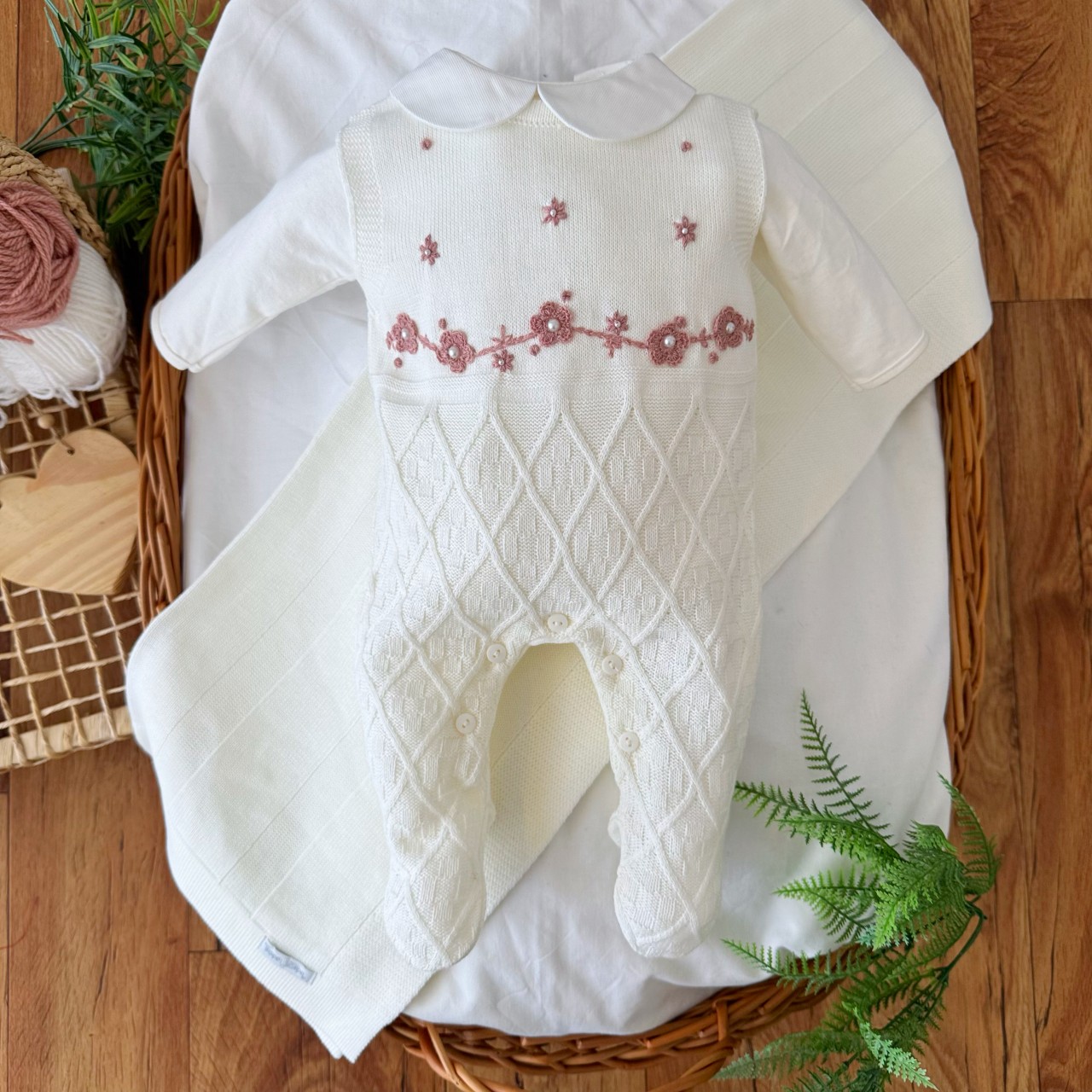 Saída de Maternidade Nicoly - Off White e Rose